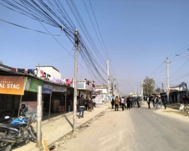 धनगढीमा तनाव घटेन, निषेधाज्ञा अवधि बढाइयो